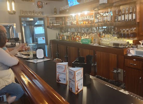 ohio/northwest-ohio/bar/whiskey-river-tavern