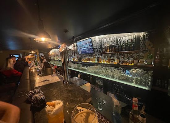 poland/bialystok/bar/black-market-cocktailbar
