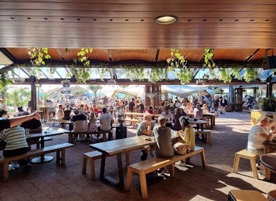 australia/byron-bay/bar/beach-hotel-byron-bay