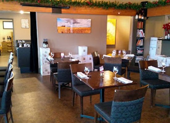 canada/regina/wascana-centre/bar/bar-willow-eatery