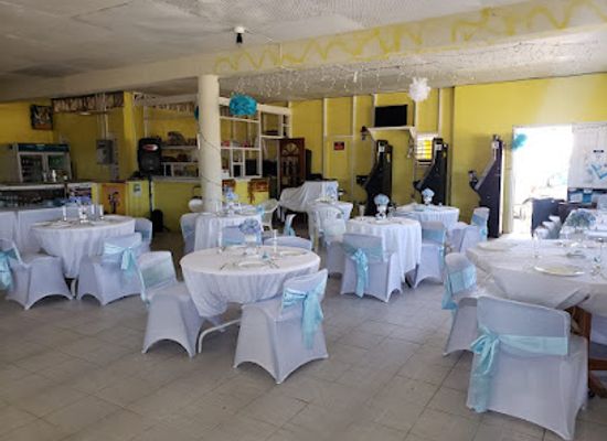 barbados/animal-flower-cave/bar/rockfield-variety-bar