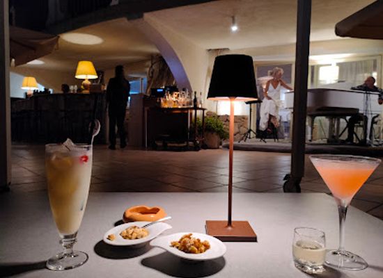 italy/sardinia/bar/cb-lounge