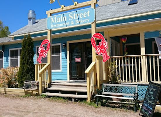 canada/cape-breton-highlands-national-park/bar/main-street-restaurant