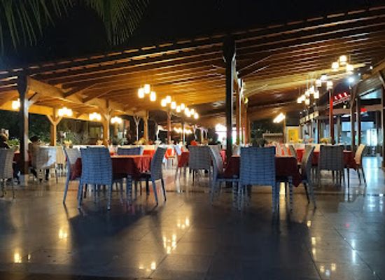 angola/lunda-plateau/bar/jango-veleiro