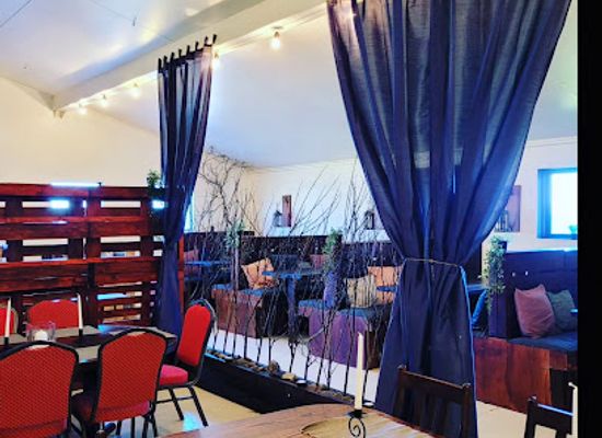 iceland/isafjordur/bar/jotunn-restaurant