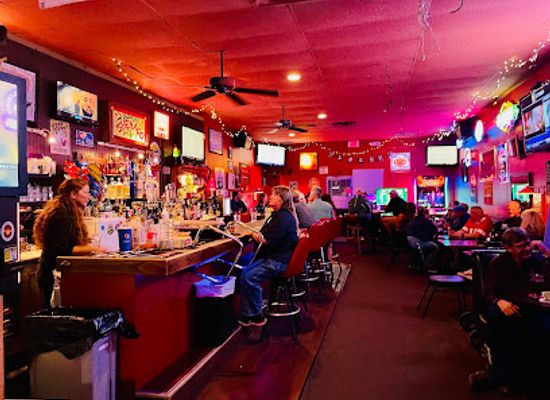 kansas/lawrence/bar/shenago-lounge