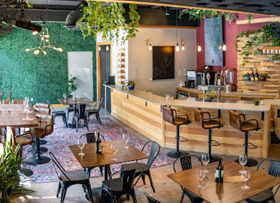 idaho/boise/north-end/bar/uncorked-event-center-wine-bar