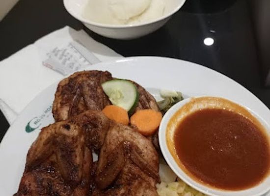 zimbabwe/mana-pools-national-park/bar/high-lander-pub-and-grill
