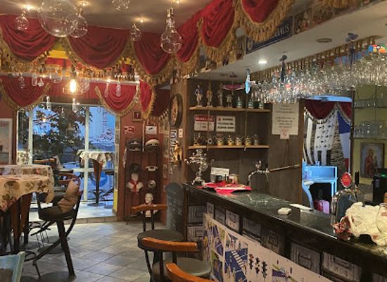 bulgaria/varna/bar/retro-bar-bonjour