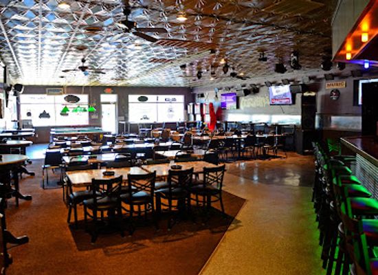 indiana/southwest-indiana/bar/crazyman-s