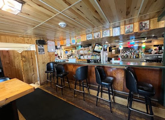minnesota/brainerd-lakes-area/bar/the-green-lantern-bar-grill