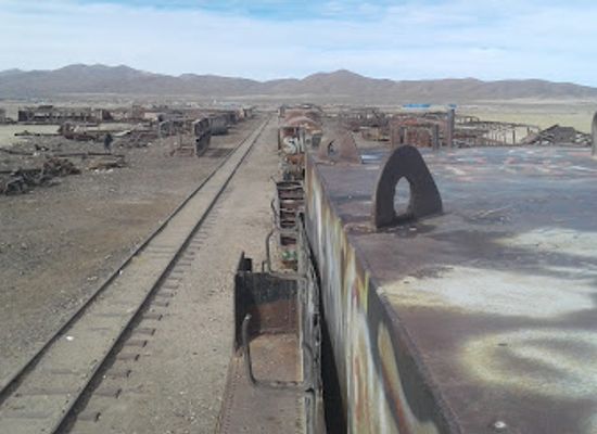 bolivia/salar-de-uyuni/bar/el-farolito