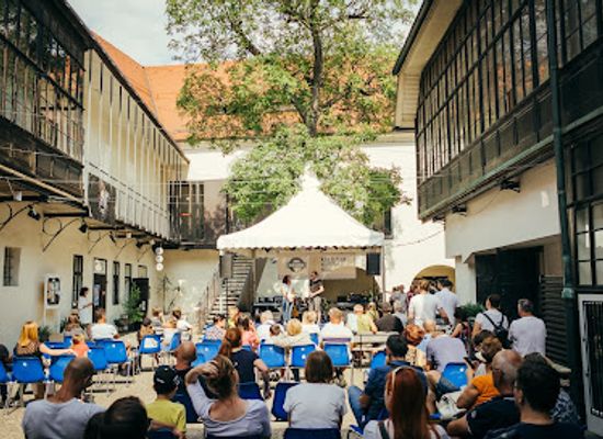 slovenia/drava/bar/vetrinjc-barcoda