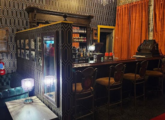 illinois/northern-illinois/bar/speakeasy-on-1st