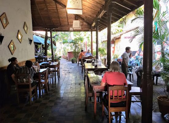 nicaragua/leon-volcano-boarding/bar/viavia-leon-nicaragua