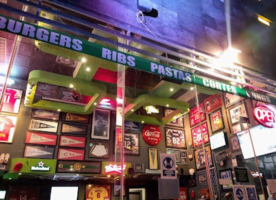 mexico/matamoros/bar/charlie-s-wings-sports-bar
