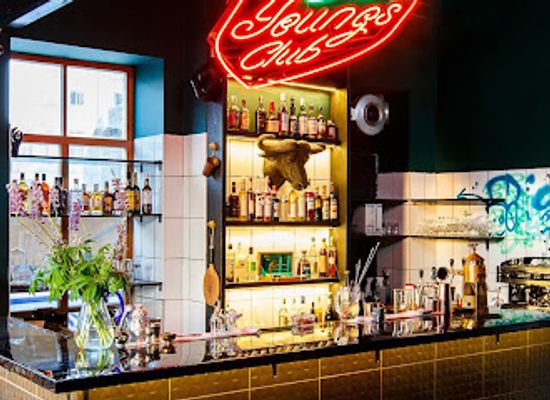 lithuania/vilnius-region/bar/youngs-club