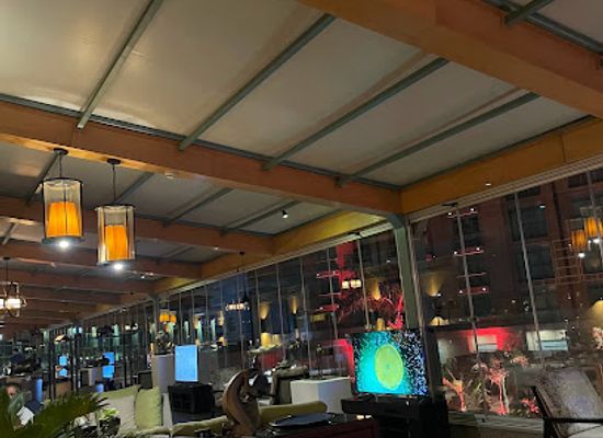 egypt/cairo/bar/upper-deck-lounge