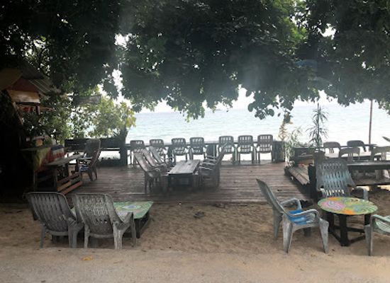 malaysia/tioman-island/bar/a-peace-place