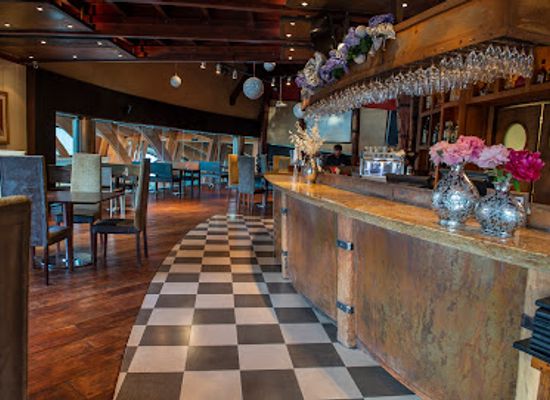 argentina/southern-patagonia/bar/humus-resto-bar