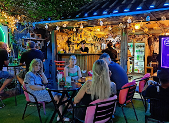 thailand/chiang-mai/bar/lost-hut