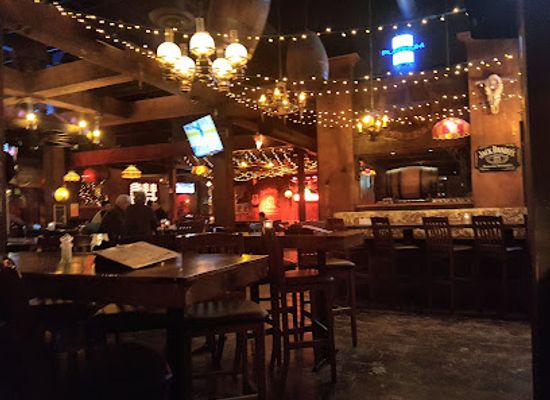 canada/eastern-ontario/bar/crazy-horse-stonegrill-steakhouse-saloon