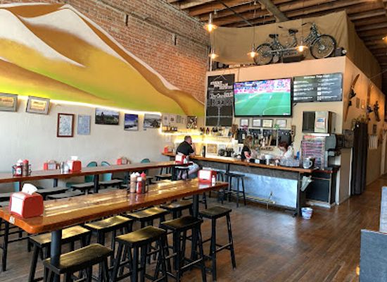 washington/lake-chelan/bar/stormy-mountain-brewing-and-local-public-house