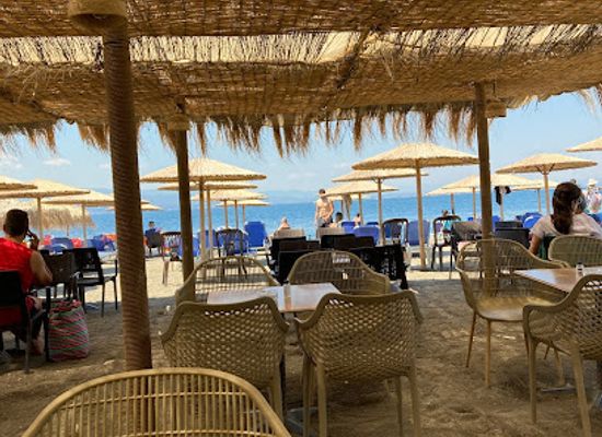 greece/euboea/bar/la-luna