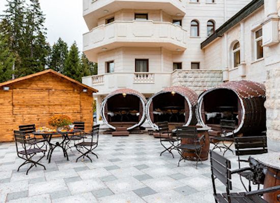 bulgaria/borovets/bar/wine-dine-seasons-restaurant