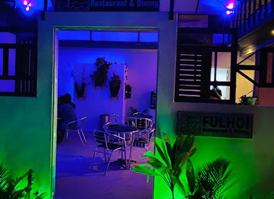 maldives/gulhi-island/bar/hotel-fulhoi