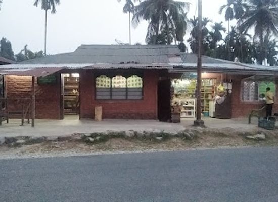 bhutan/sarpang/bar/tshering-bar-shop