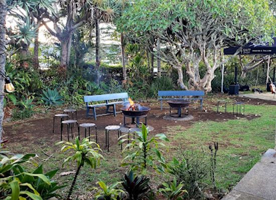 norfolk-island/norfolk-island-national-park/bar/salty-beer-garden