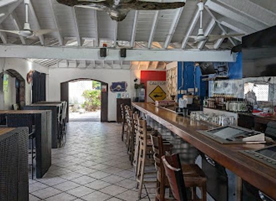 turks-and-caicos-islands/babalua-beach/bar/sharkbite-bar-grill