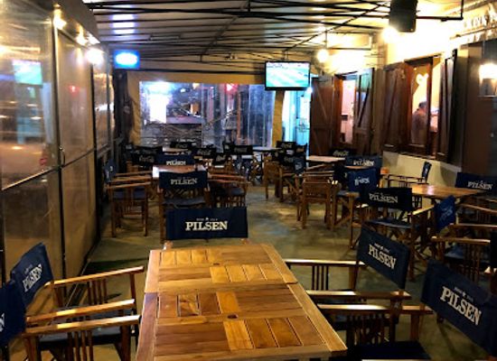 paraguay/villarrica/bar/chef-bar