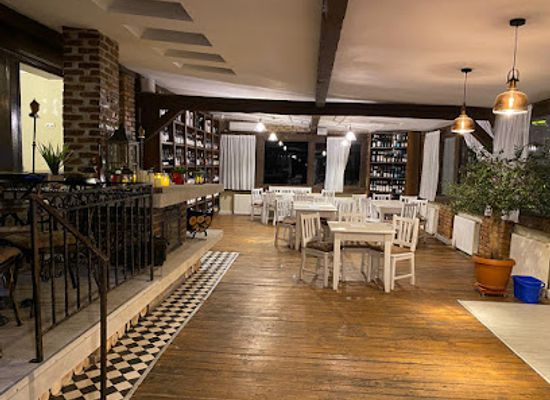 romania/brasov/bar/ma-cocotte-gastro-wine-bar