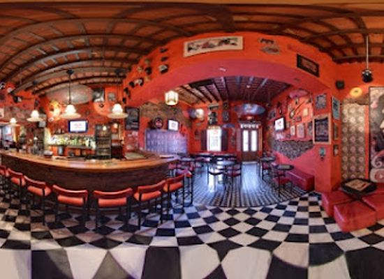 colombia/santa-marta/historic-center/bar/crab-s-bar