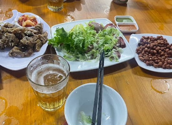 vietnam/north-central-coast/bar/duong-tau-quan