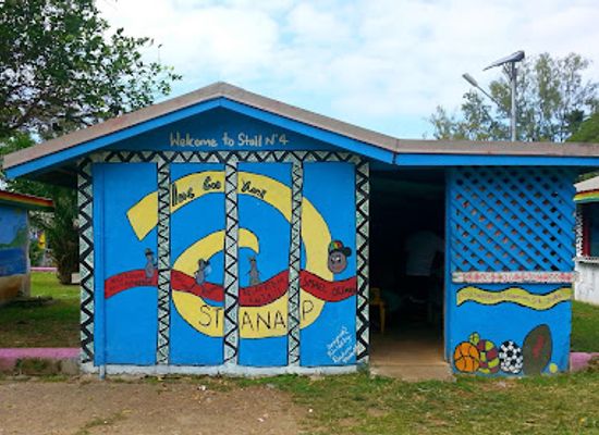 vanuatu/luganville/bar/meal-booths