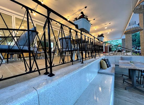 bulgaria/albena/bar/celebrita