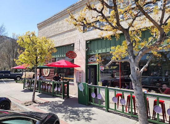 washington/lake-chelan/bar/local-myth-pizza