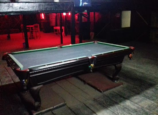 sierra-leone/port-loko-district/bar/quincey-s-bar-grill