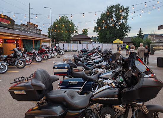 south-dakota/black-hills/bar/broken-spoke-saloon