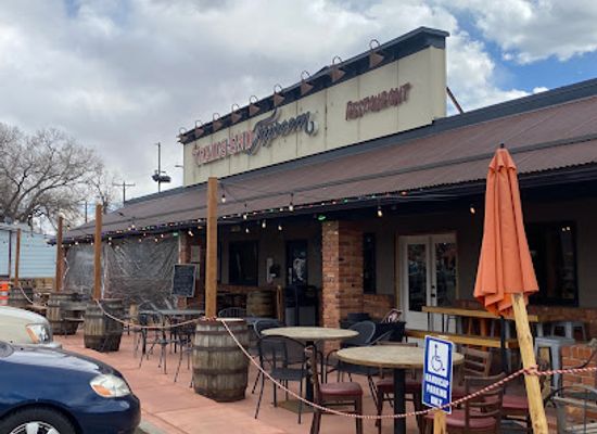 colorado/pikes-peak/bar/trails-end-taproom-and-eatery
