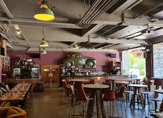 france/val-d-isere/bar/brasserie-le-garage