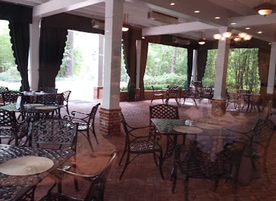 mississippi/the-hills/bar/monmouth-historic-inn-gardens