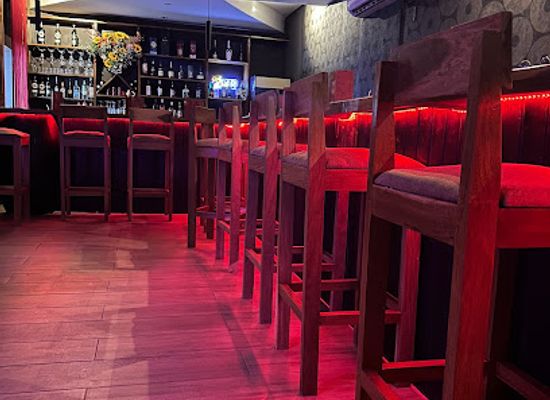 senegal/dakar/bar/skybar-by-the-eight