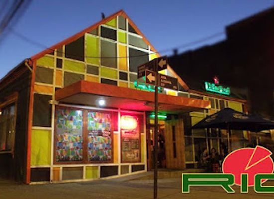 chile/valdivia/bar/rio-bar
