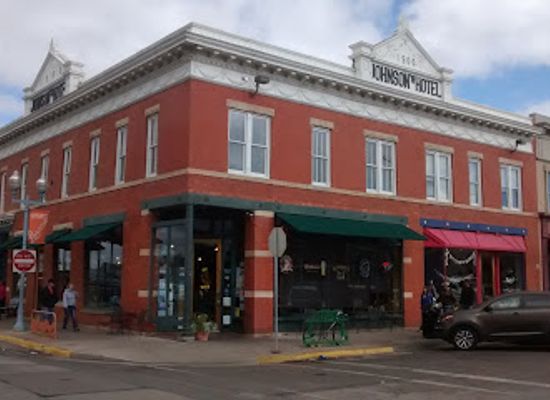 wyoming/laramie-plains/bar/lovejoy-s-bar-grill