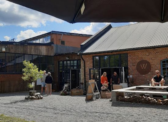 sweden/dalsland/bar/wedbrant