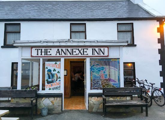 ireland/achill-island/bar/.